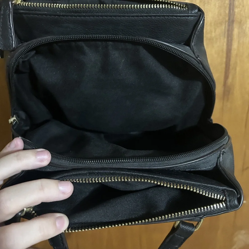 Liz Claiborne liz claiborne